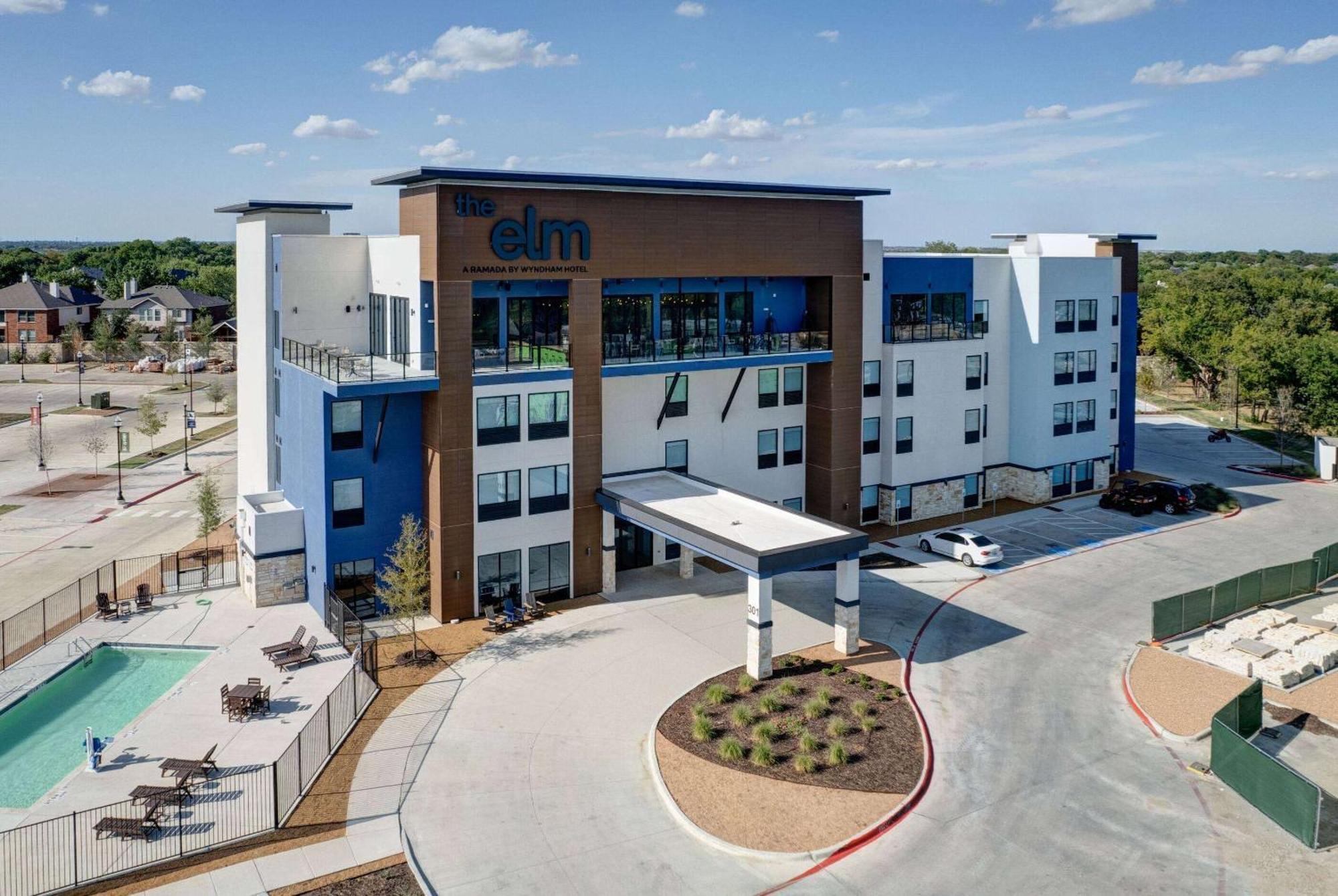 Hotel The Elm, A Ramada By Wyndham Little Elm Exterior foto